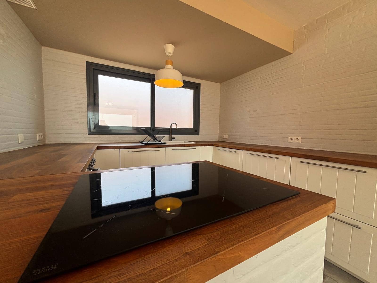 3 bedroom Townhouse for sale in Caleta de Fuste with pool garage - € 307,000 (Ref: 9866210)