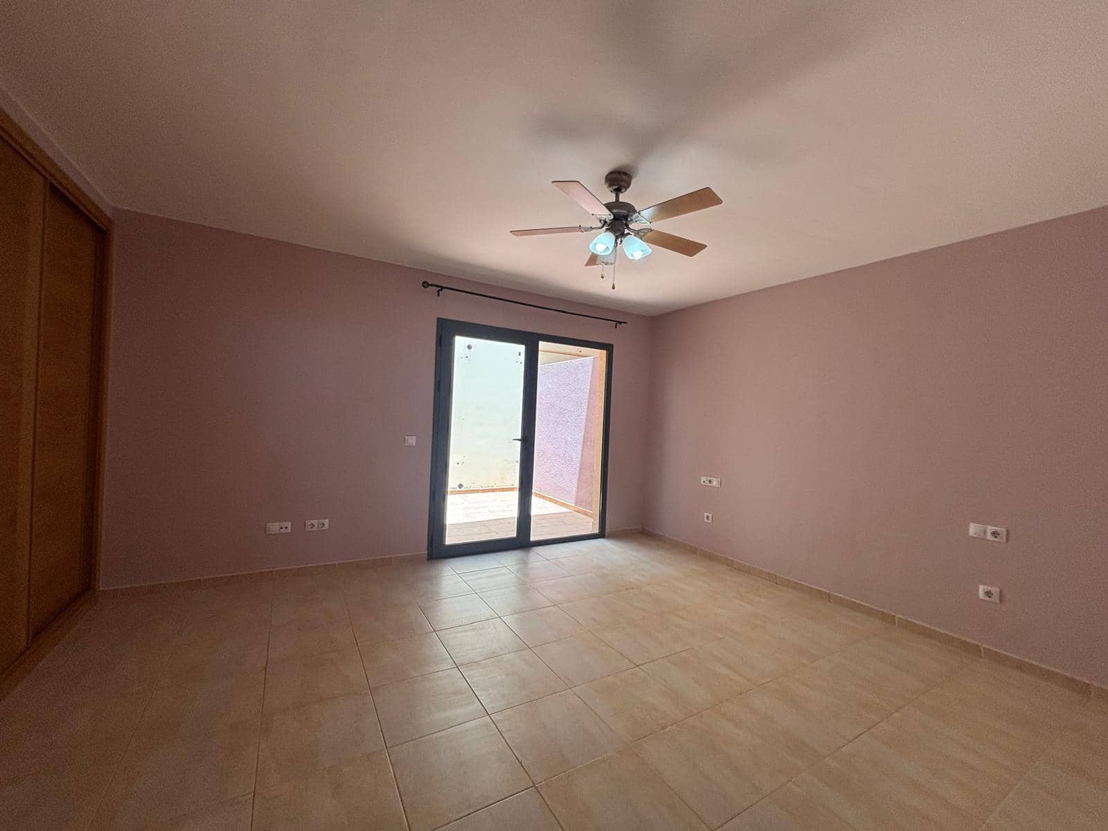 3 bedroom Townhouse for sale in Caleta de Fuste with pool garage - € 307,000 (Ref: 9866210)