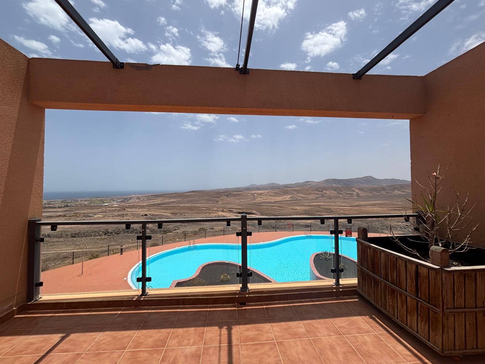 3 bedroom Townhouse for sale in Caleta de Fuste with pool garage - € 307,000 (Ref: 9866210)