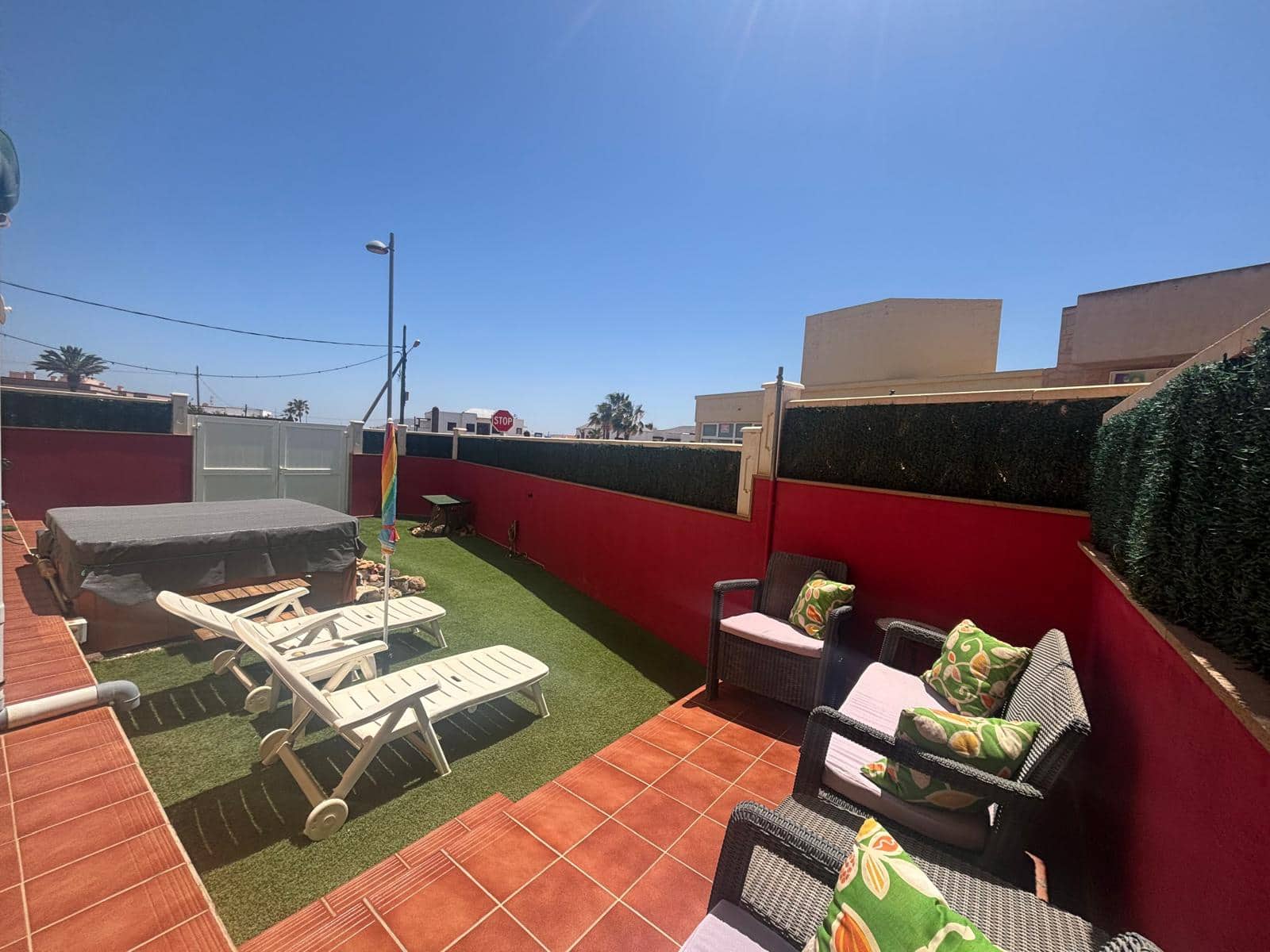 3 bedroom Apartment for sale in Antigua - € 275,000 (Ref: 9867628)