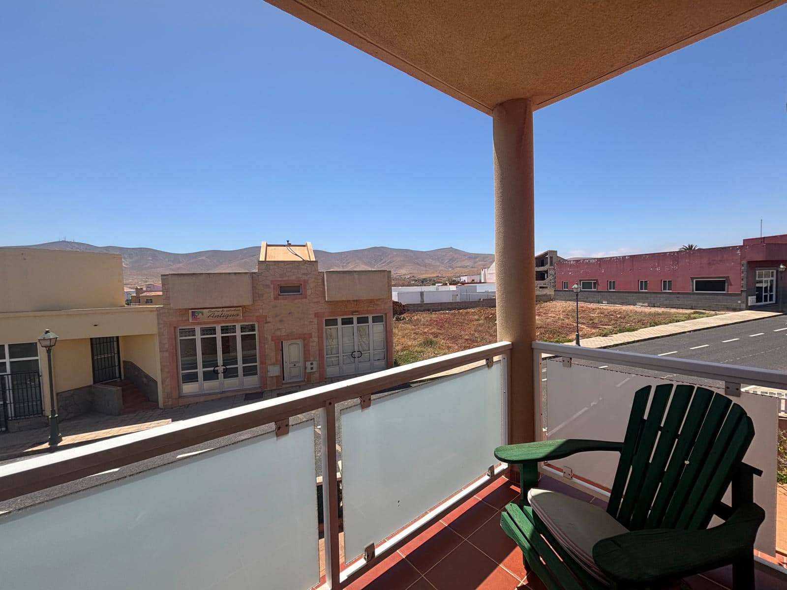 3 bedroom Apartment for sale in Antigua - € 275,000 (Ref: 9867628)