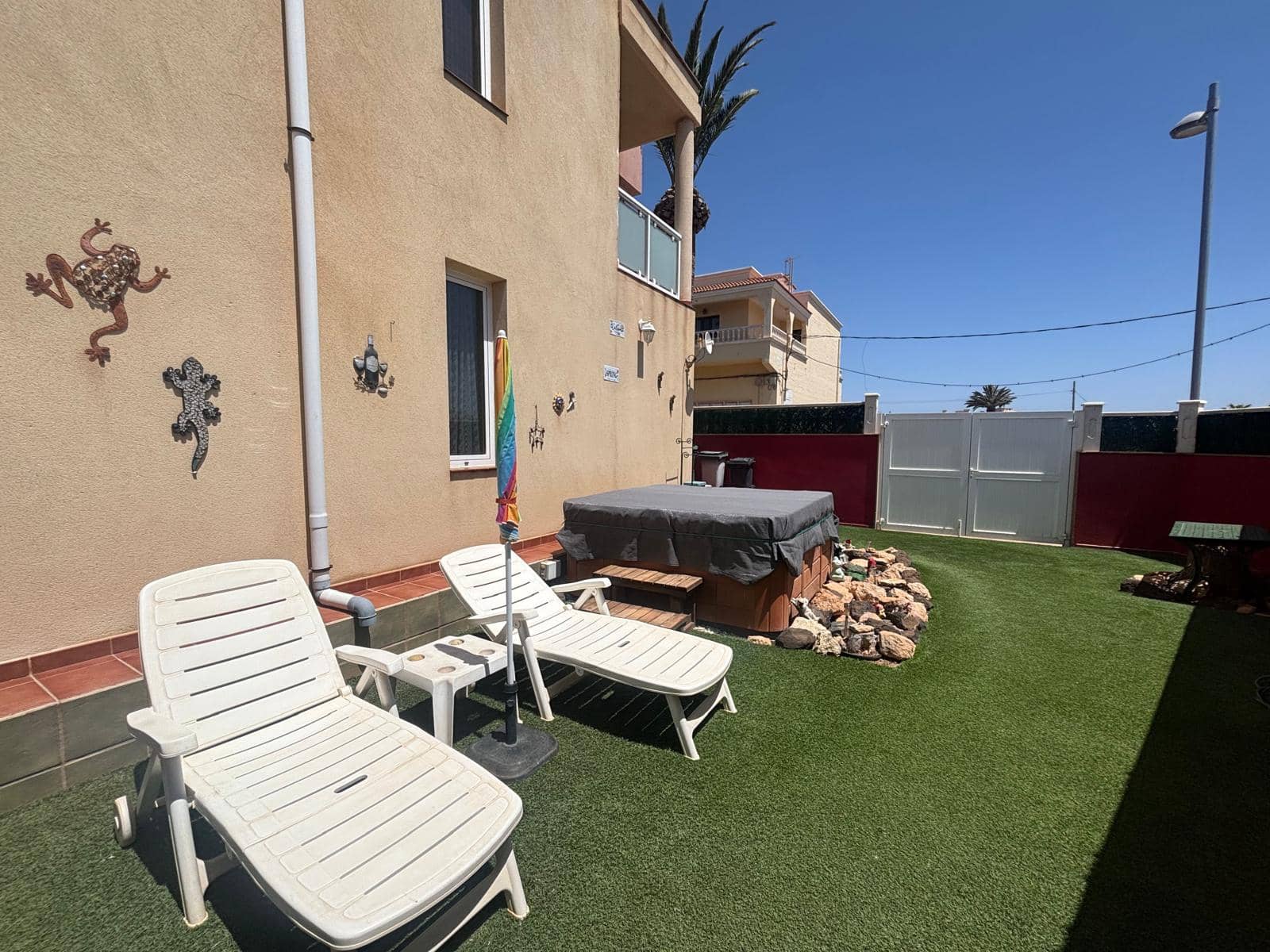 3 bedroom Apartment for sale in Antigua - € 275,000 (Ref: 9867628)