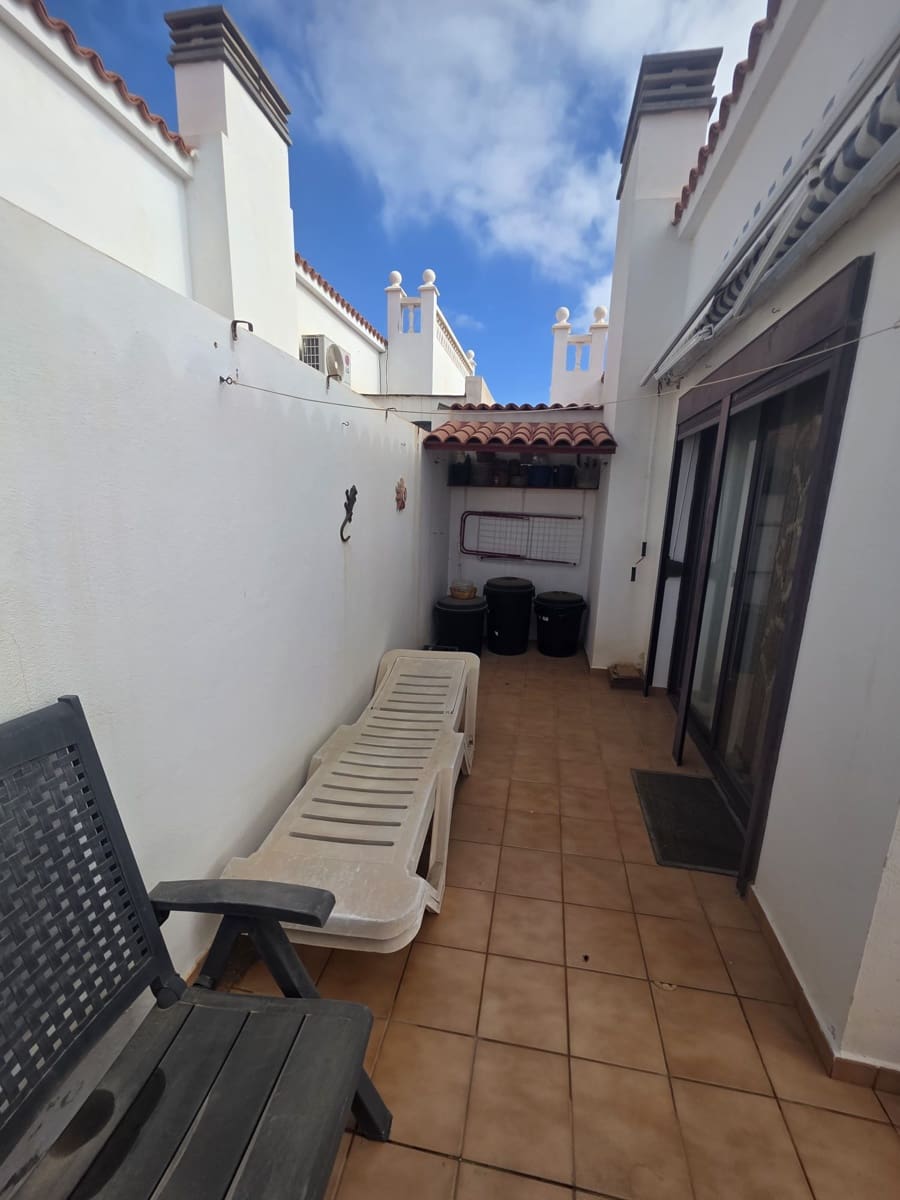 3 bedroom Villa for sale in Costa de Antigua with garage - € 299,000 (Ref: 9897194)