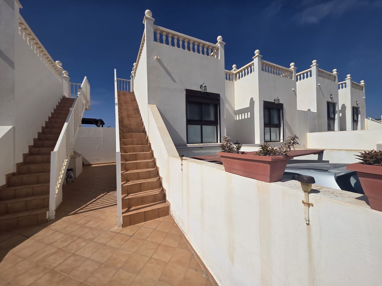 3 bedroom Villa for sale in Costa de Antigua with garage - € 299,000 (Ref: 9897194)