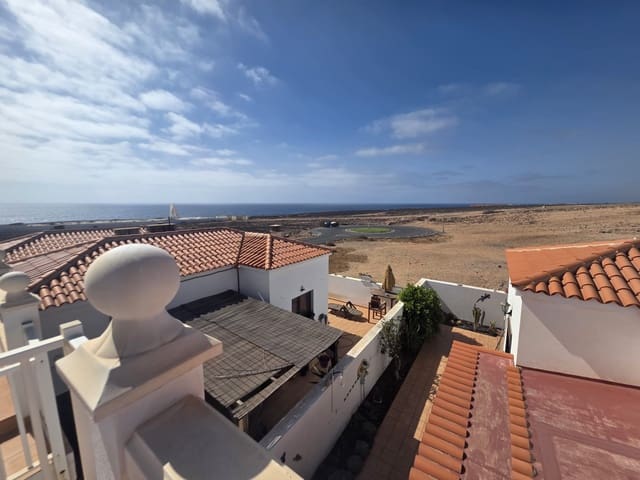 3 bedroom Villa for sale in Costa de Antigua, Antigua with garage - € 299,000 (Ref: 9897194)