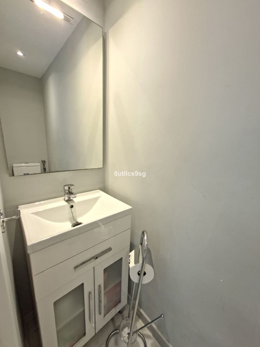 3 bedroom Penthouse for sale in Puerto Banus - € 890,000 (Ref: 10020420)