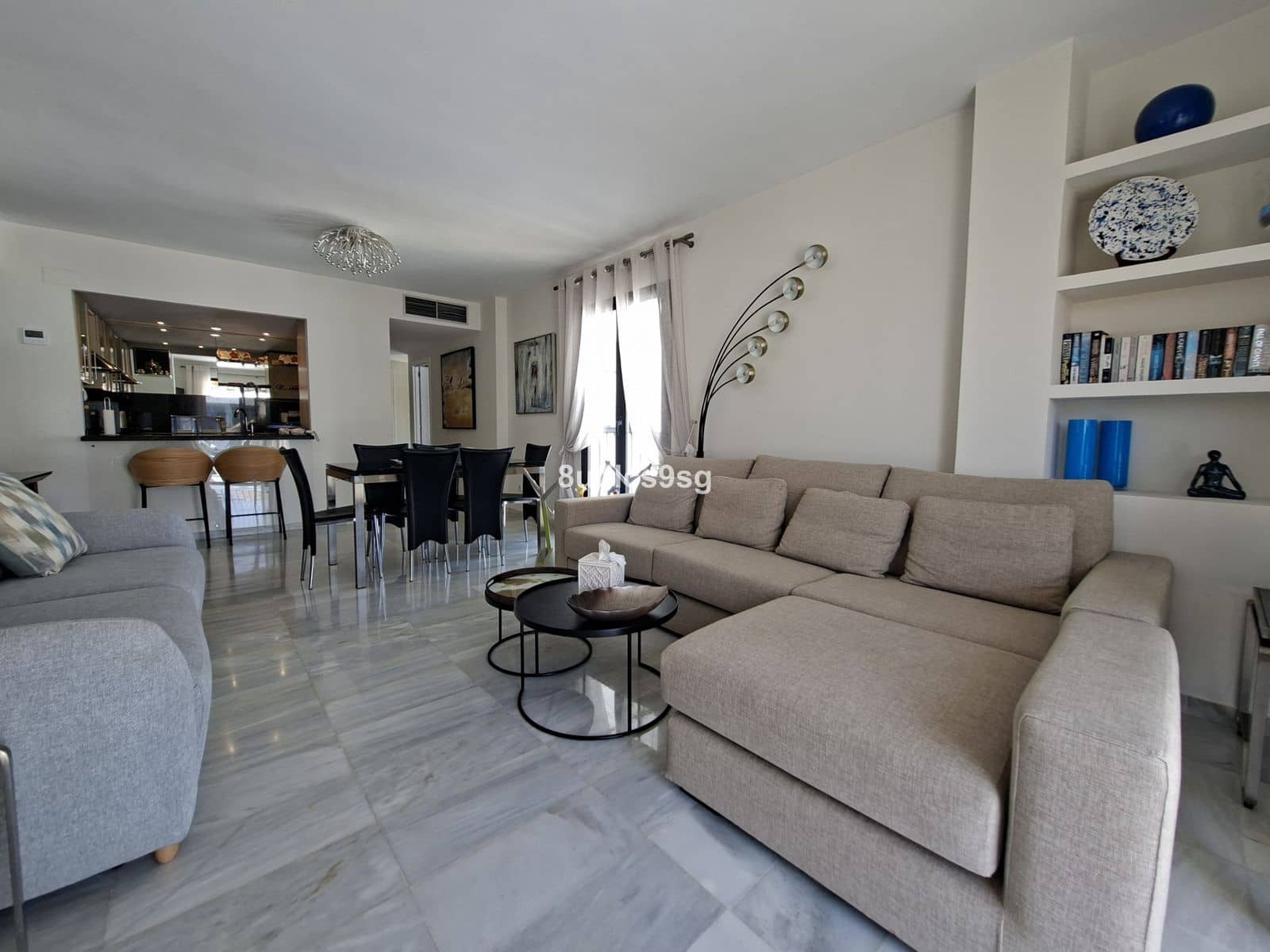 3 bedroom Penthouse for sale in Puerto Banus - € 890,000 (Ref: 10020420)