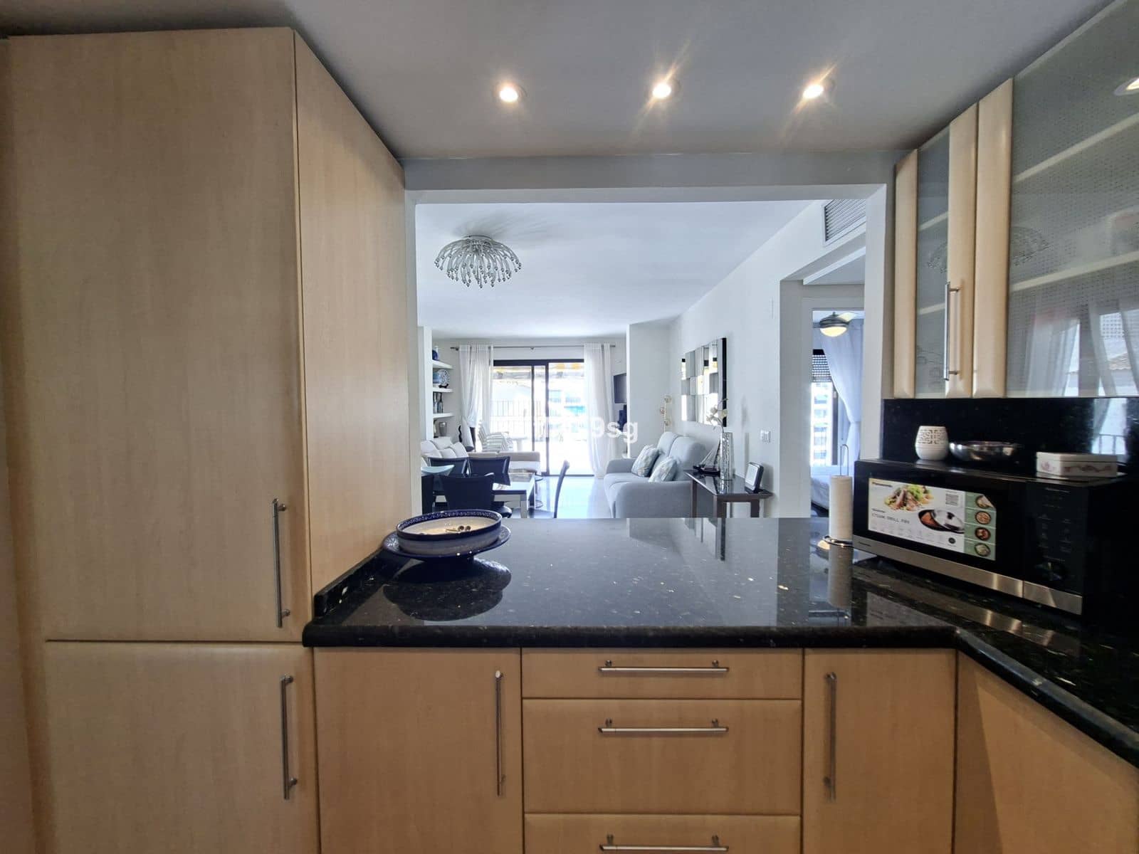 3 bedroom Penthouse for sale in Puerto Banus - € 890,000 (Ref: 10020420)