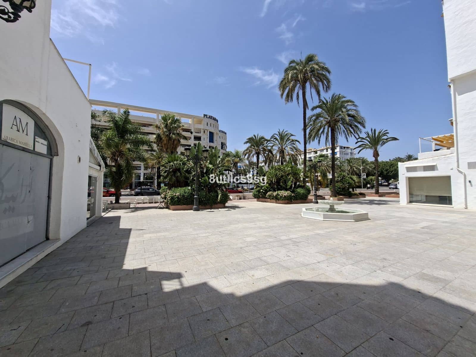 3 bedroom Penthouse for sale in Puerto Banus - € 890,000 (Ref: 10020420)