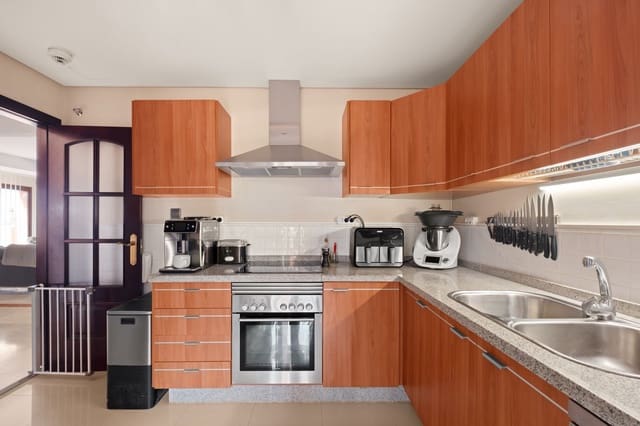 3 quarto Penthouse para venda em La Mairena, Ojen - 619 000 € (Ref: 10020423)