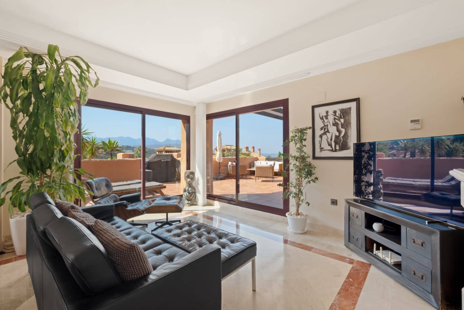 3 quarto Penthouse para venda em La Mairena - 619 000 € (Ref: 10020423)
