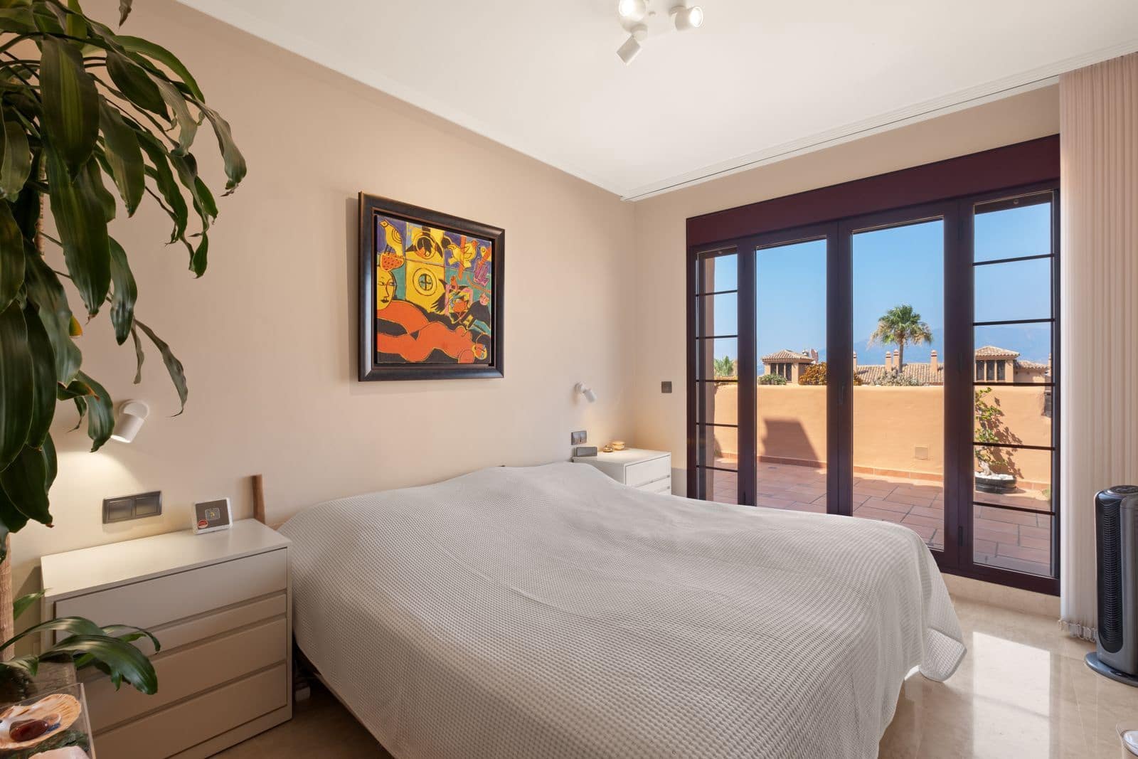 3 quarto Penthouse para venda em La Mairena - 619 000 € (Ref: 10020423)