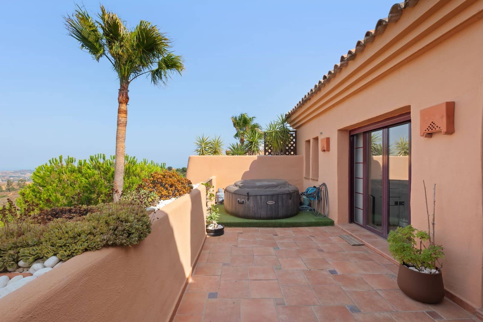 3 quarto Penthouse para venda em La Mairena - 619 000 € (Ref: 10020423)