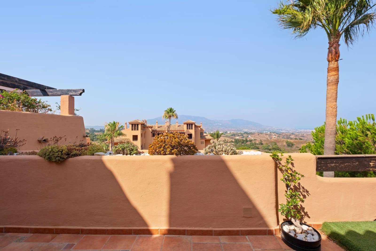 3 quarto Penthouse para venda em La Mairena - 619 000 € (Ref: 10020423)