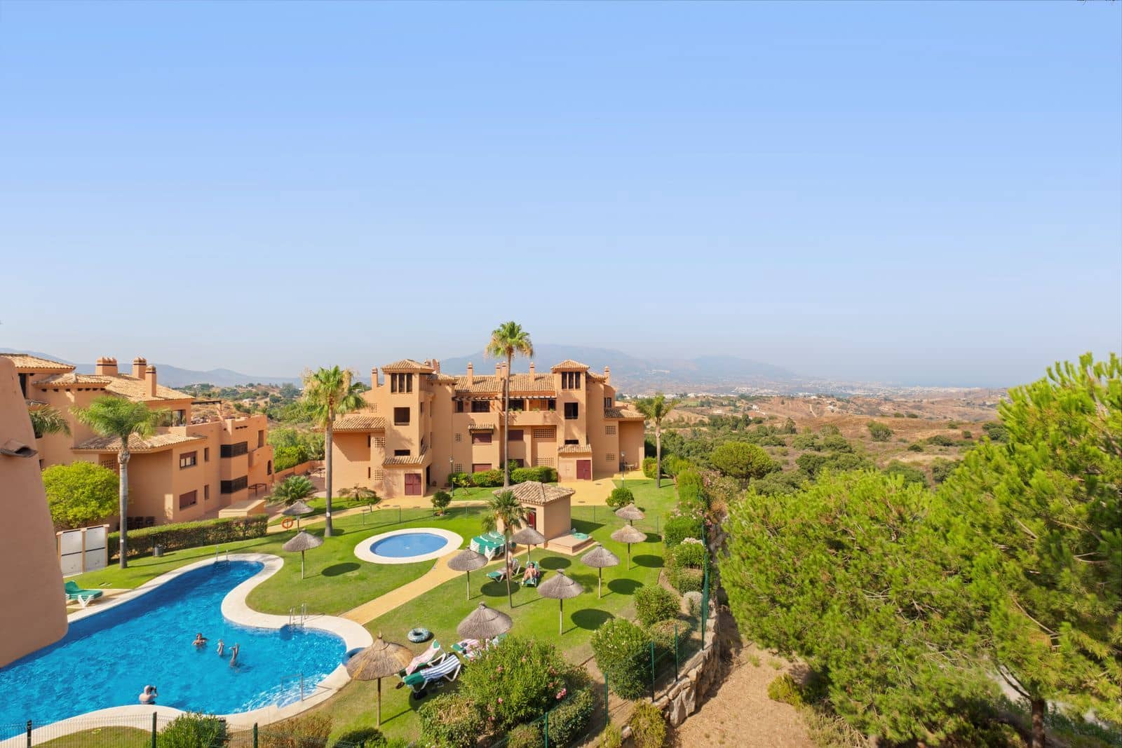 3 quarto Penthouse para venda em La Mairena - 619 000 € (Ref: 10020423)