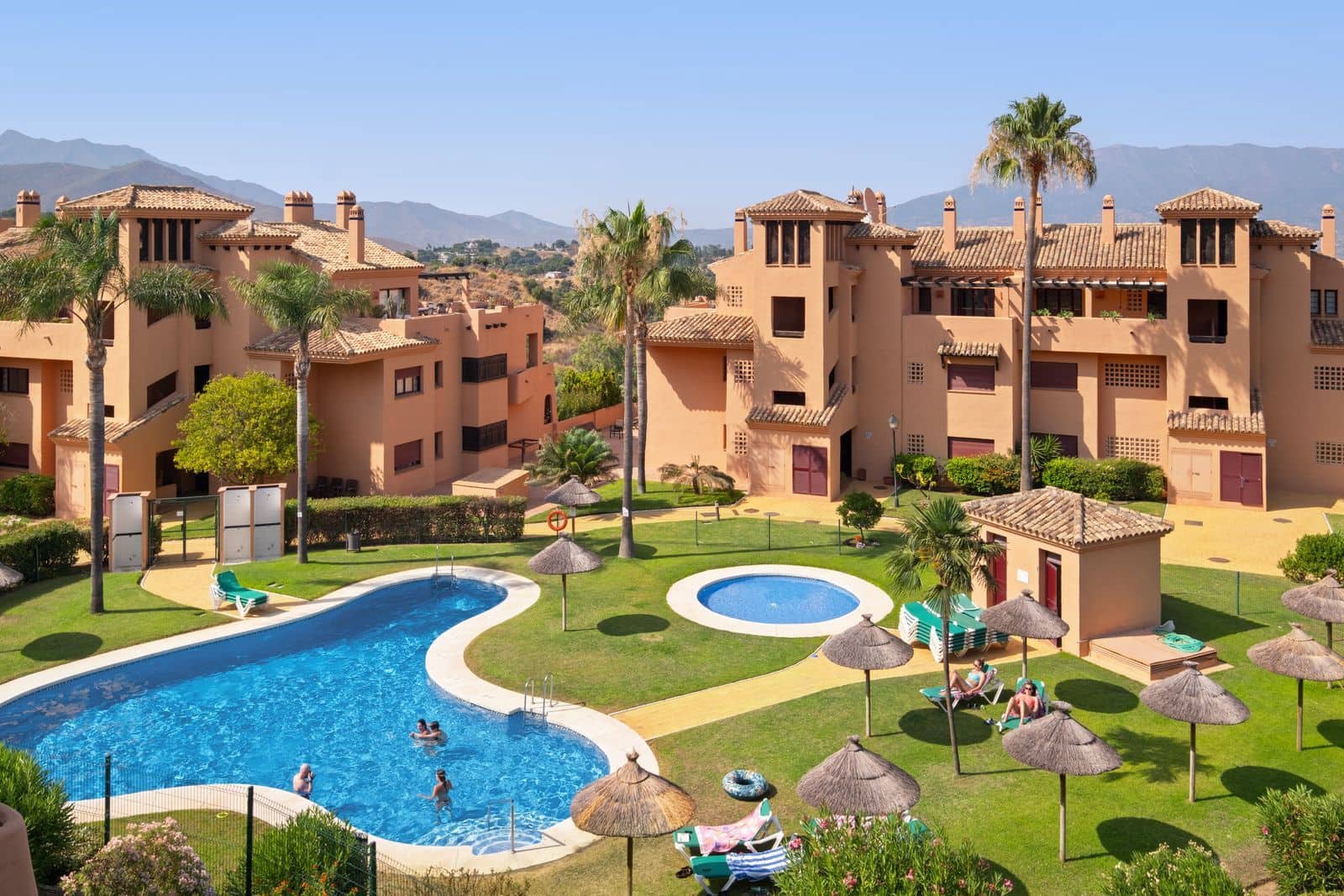 3 quarto Penthouse para venda em La Mairena - 619 000 € (Ref: 10020423)
