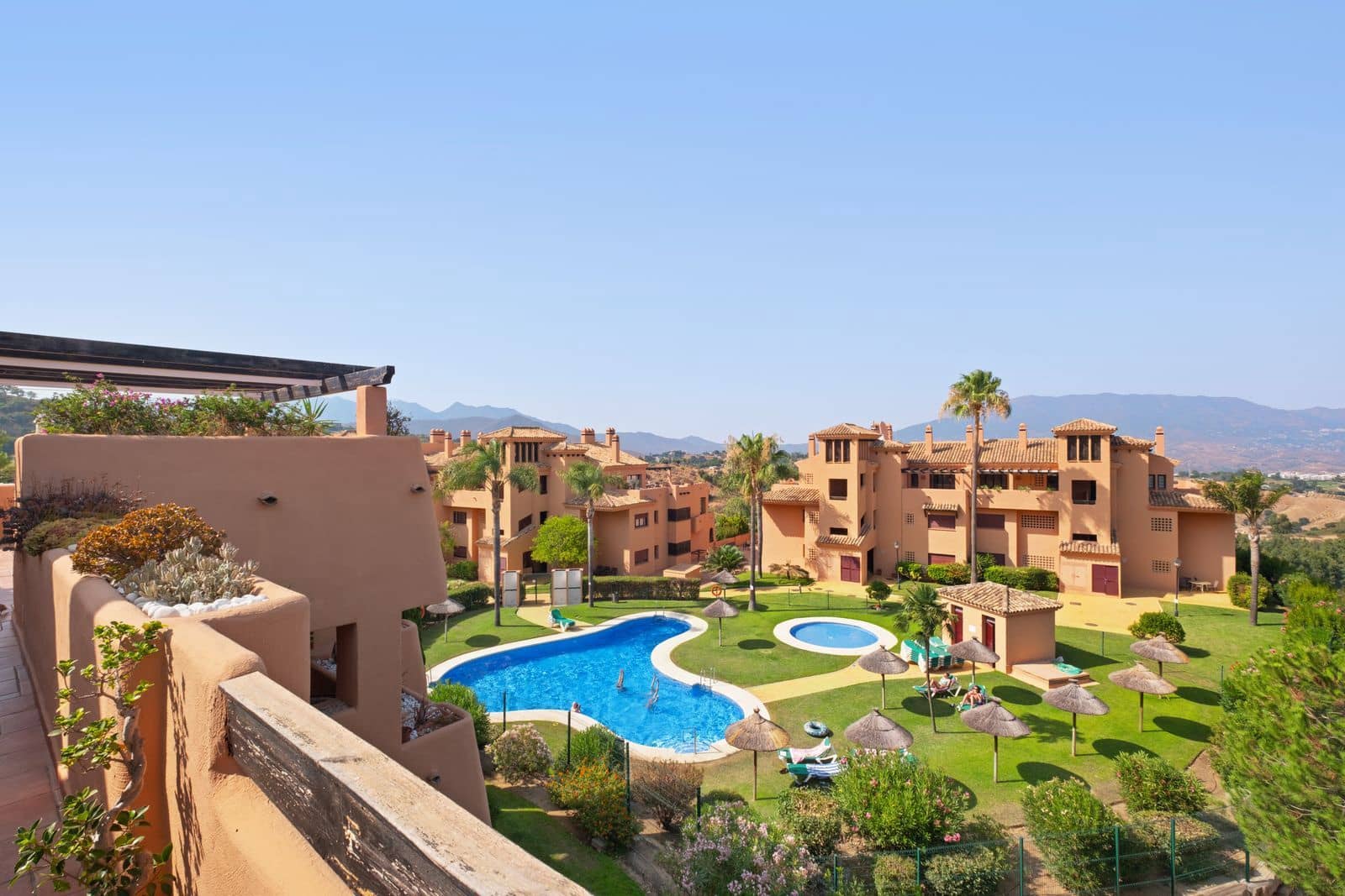 3 quarto Penthouse para venda em La Mairena - 619 000 € (Ref: 10020423)
