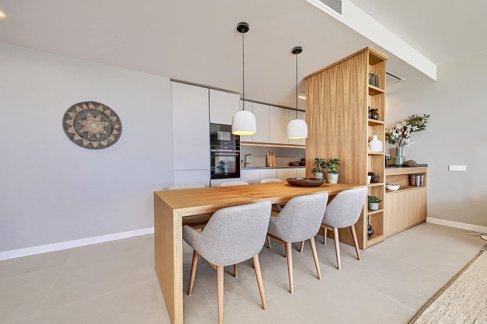 3 bedroom Apartment for sale in New Golden Mile - € 995,000 (Ref: 10020425)