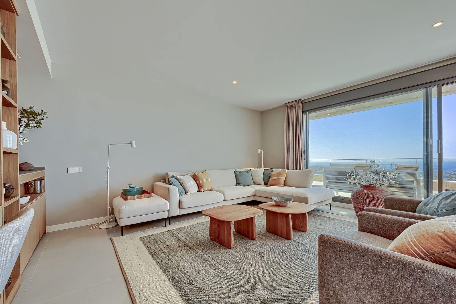 3 bedroom Apartment for sale in New Golden Mile - € 995,000 (Ref: 10020425)
