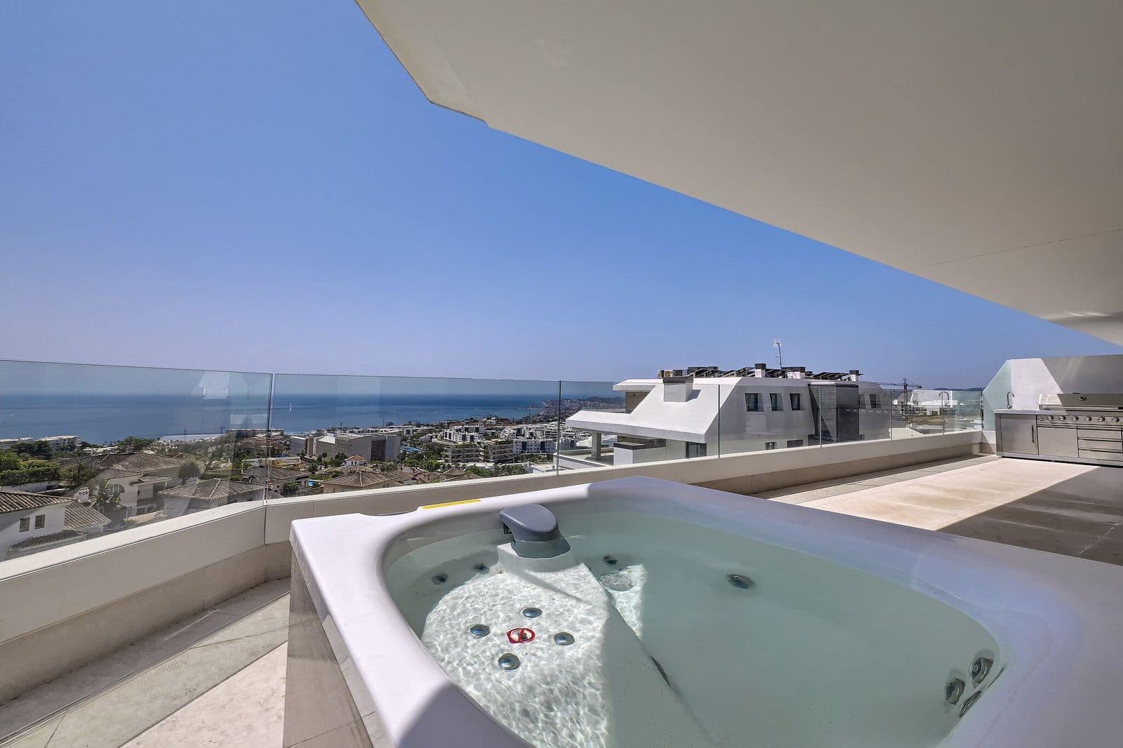 3 Zimmer Apartment zu verkaufen in Benalmadena - 1.195.000 € (Ref: 10020426)