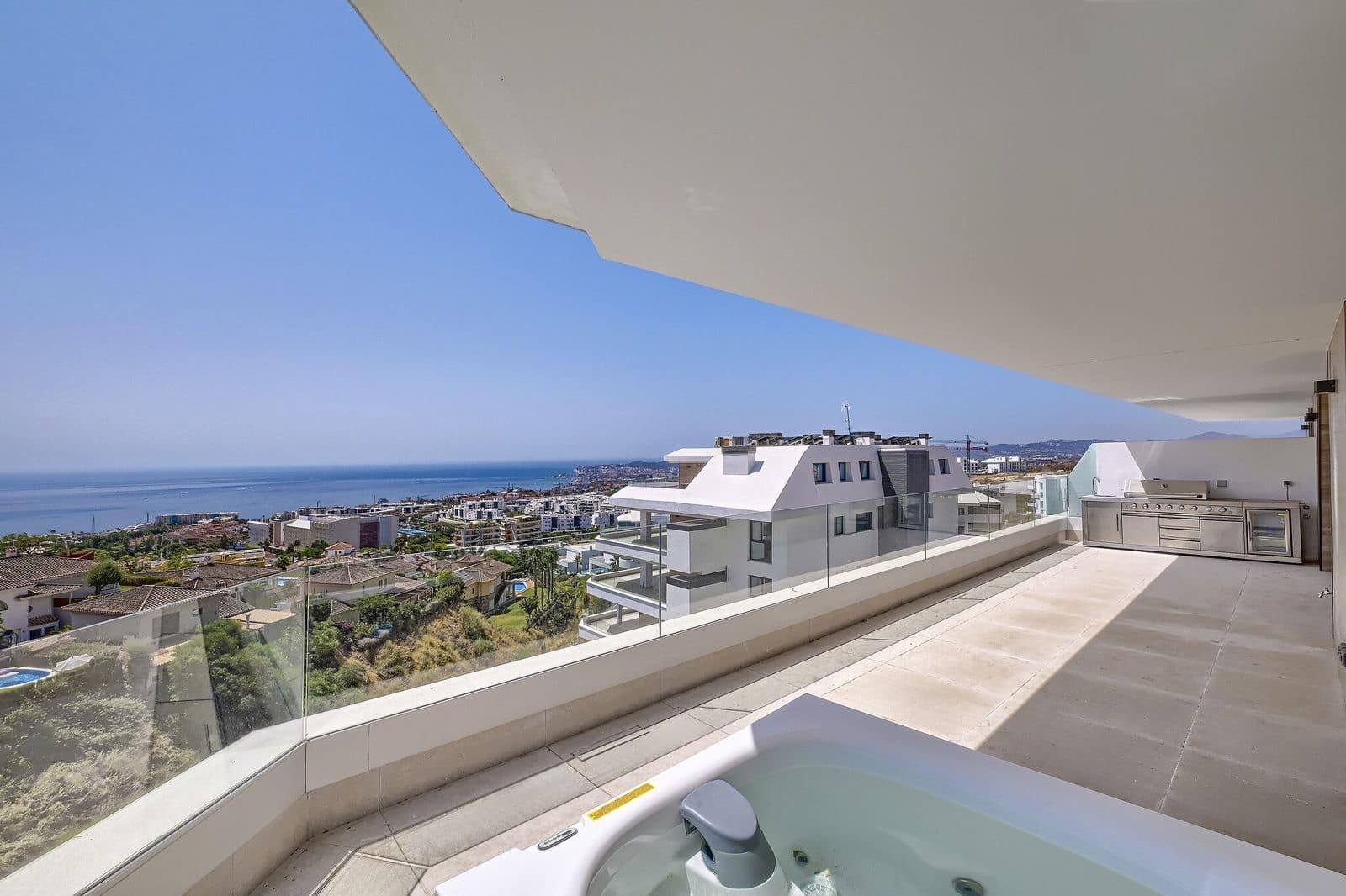 3 Zimmer Apartment zu verkaufen in Benalmadena - 1.195.000 € (Ref: 10020426)