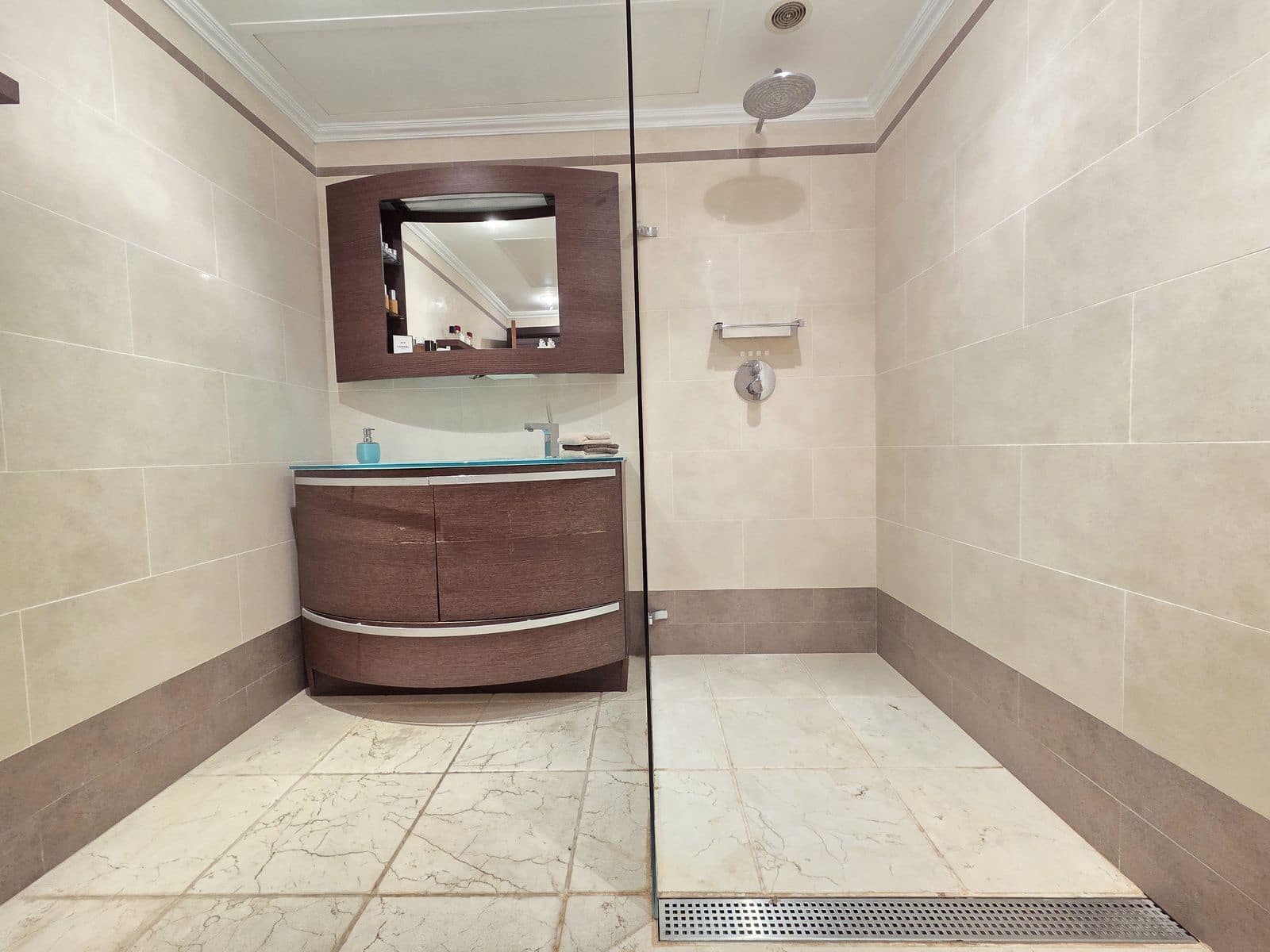 2 bedroom Apartment for sale in Puerto Banus - € 1,200,000 (Ref: 10020428)