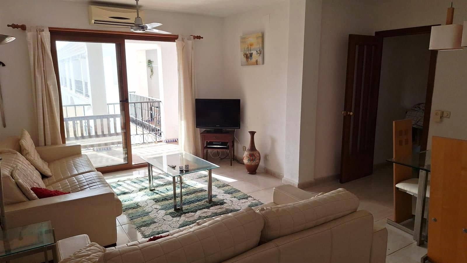 3 bedroom Apartment for sale in La Duquesa / Puerto de la Duquesa - € 320,000 (Ref: 10020429)