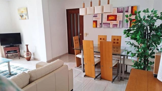 3 bedroom Apartment for sale in La Duquesa / Puerto de la Duquesa, Manilva - € 320,000 (Ref: 10020429)