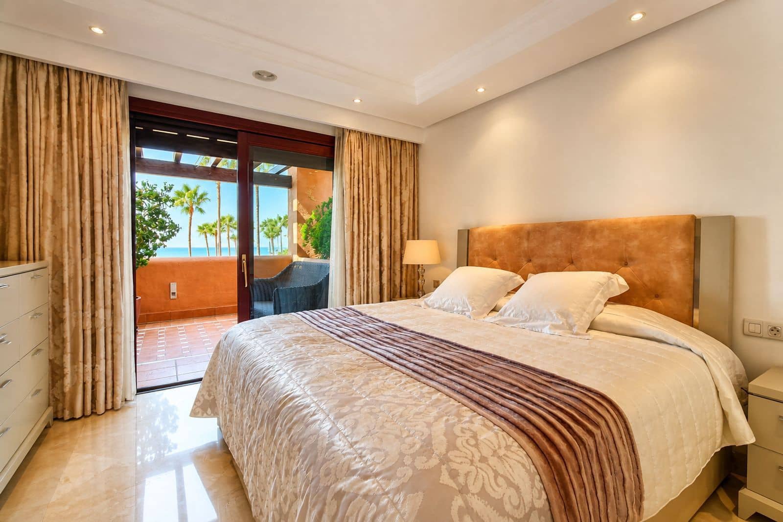 3 camera da letto Appartamento in vendita in Estepona - 1.100.000 € (Rif: 10020430)