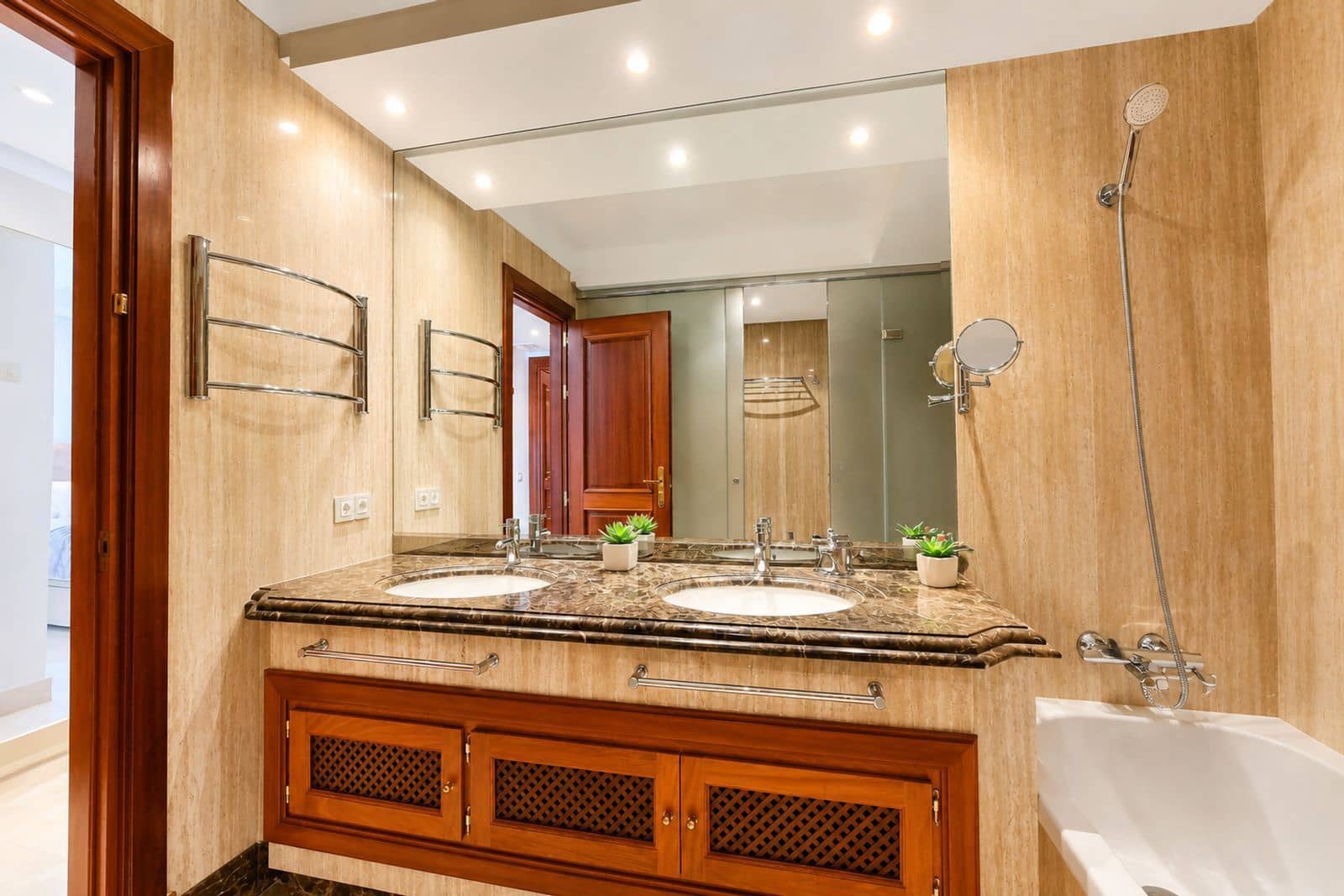 3 camera da letto Appartamento in vendita in Estepona - 1.100.000 € (Rif: 10020430)