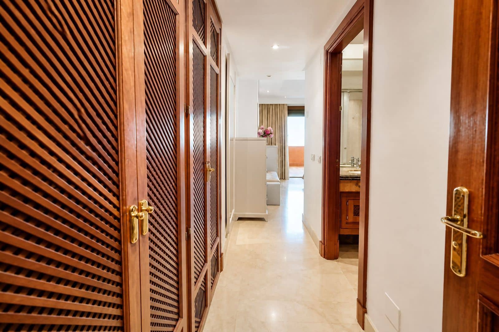 3 camera da letto Appartamento in vendita in Estepona - 1.100.000 € (Rif: 10020430)