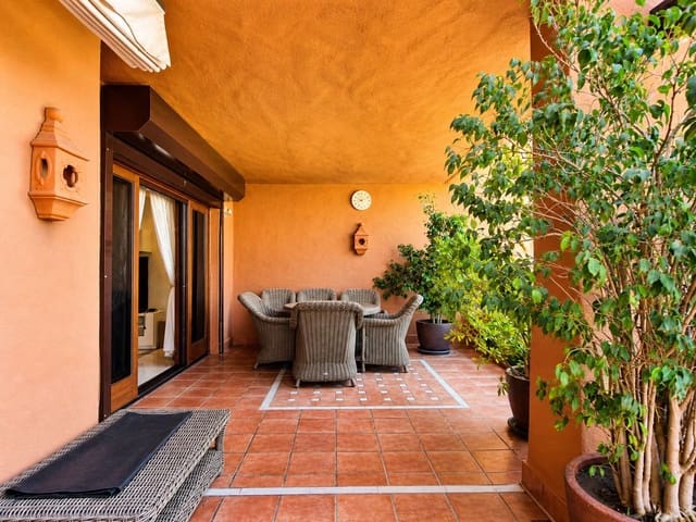 3 camera da letto Appartamento in vendita in Estepona - 1.100.000 € (Rif: 10020430)