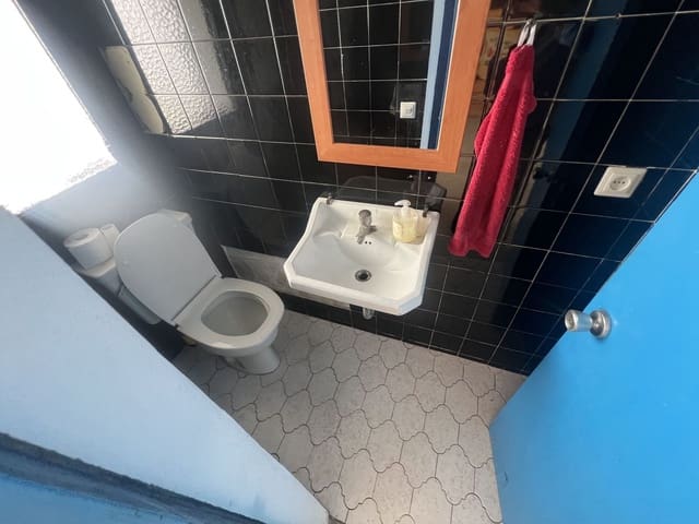 Pareado de 4 habitaciones en Estepona en venta - 699.000 € (Ref: 10020431)