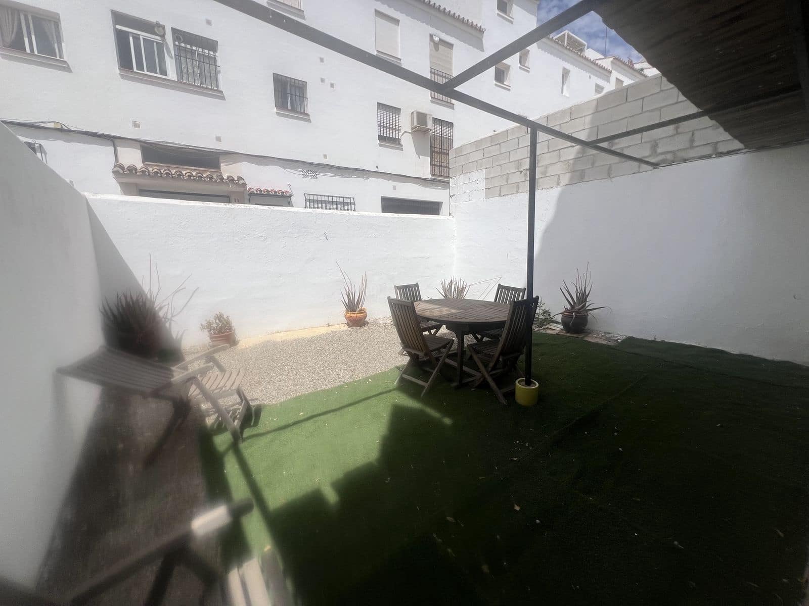 4 bedroom Semi-detached Villa for sale in Estepona - € 699,000 (Ref: 10020431)