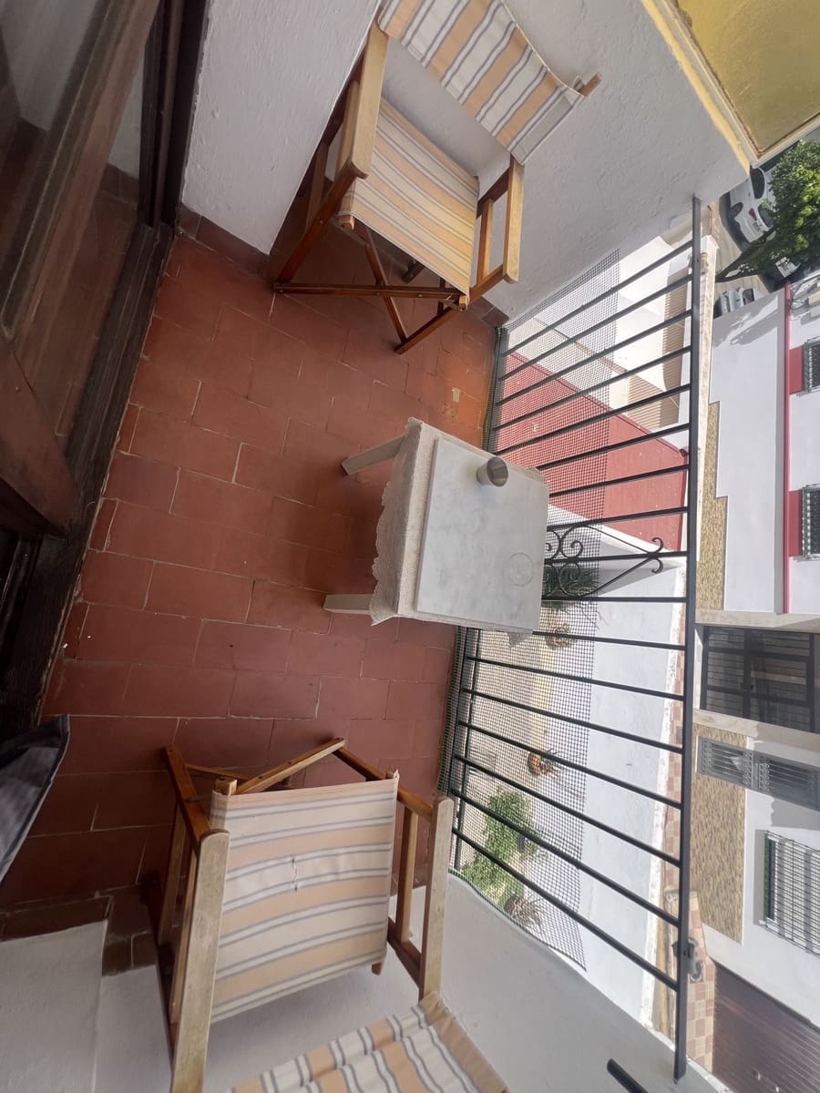 4 bedroom Semi-detached Villa for sale in Estepona - € 699,000 (Ref: 10020431)