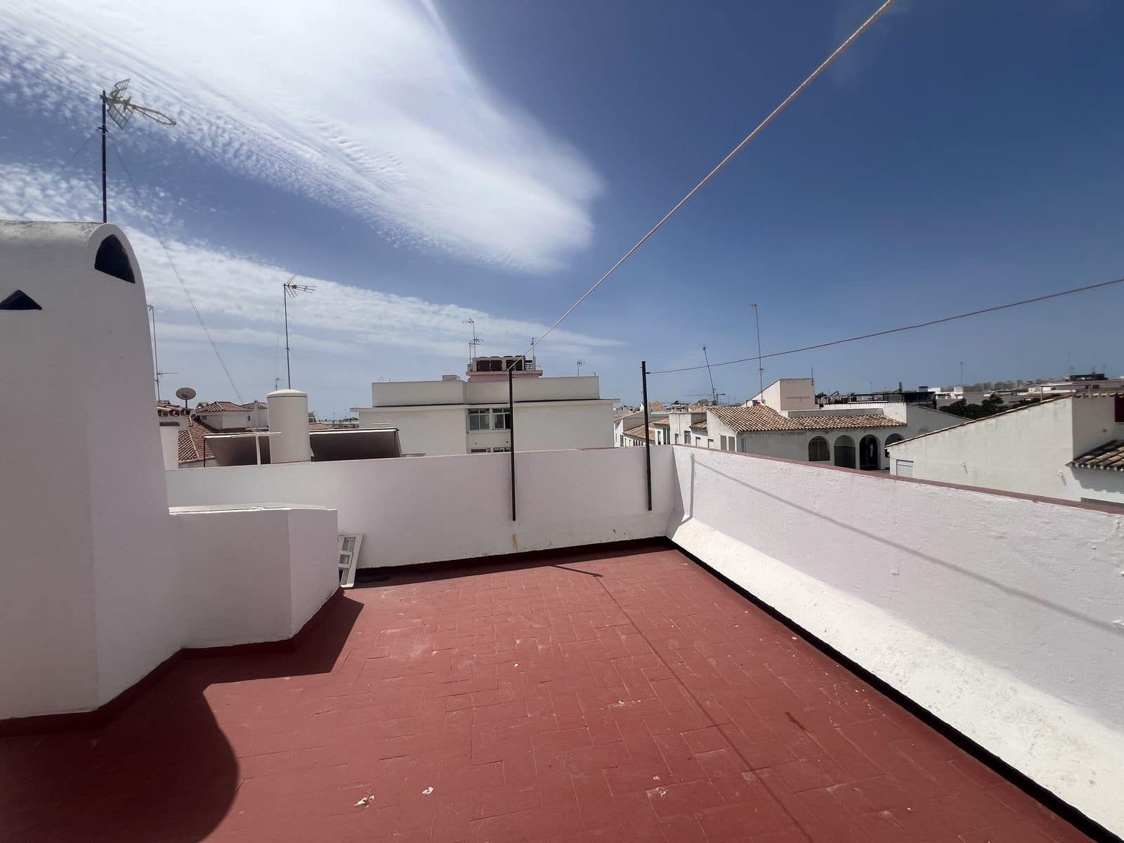 4 bedroom Semi-detached Villa for sale in Estepona - € 699,000 (Ref: 10020431)