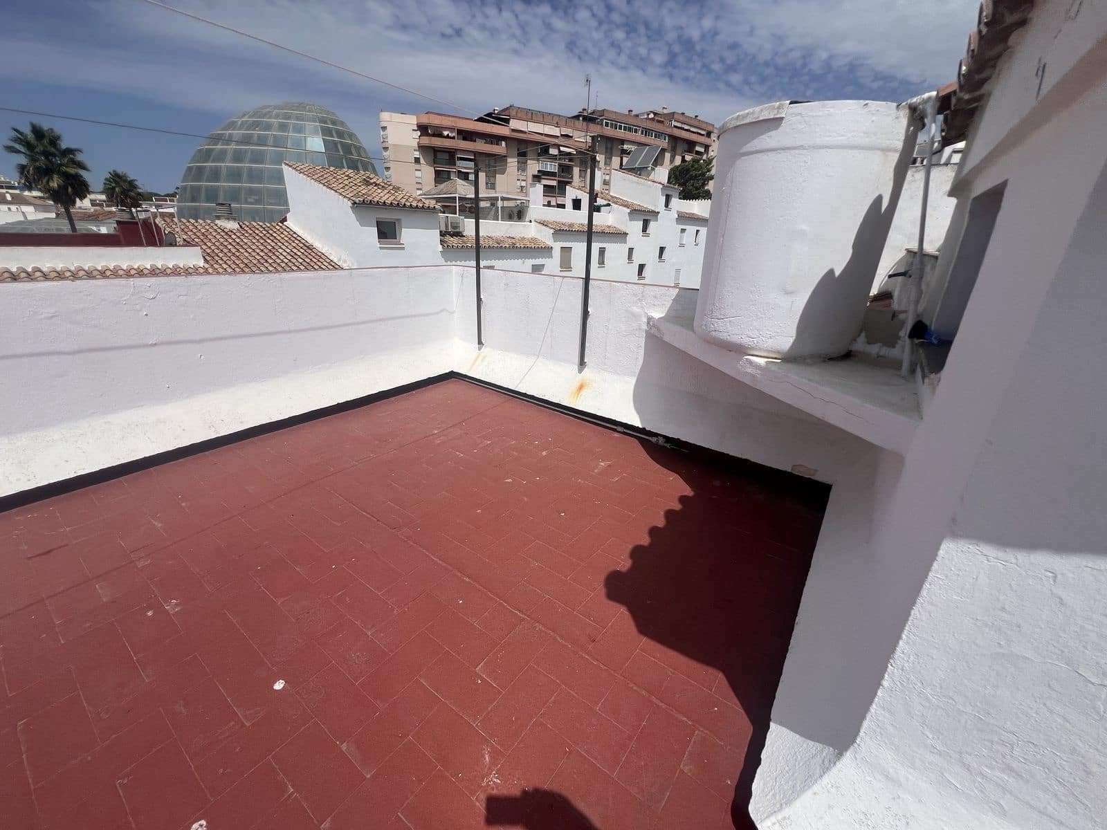 4 bedroom Semi-detached Villa for sale in Estepona - € 699,000 (Ref: 10020431)