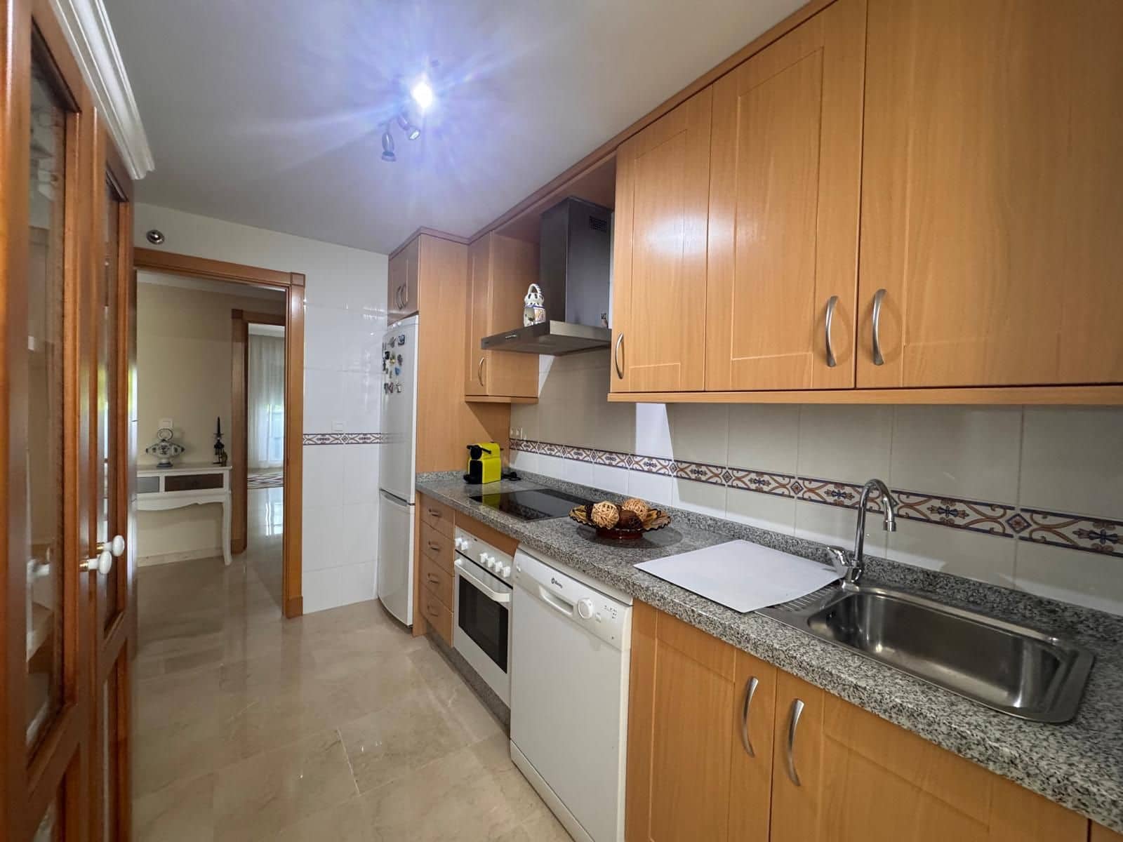 2 quarto Apartamento para venda em La Duquesa / Puerto de la Duquesa - 325 000 € (Ref: 10020432)