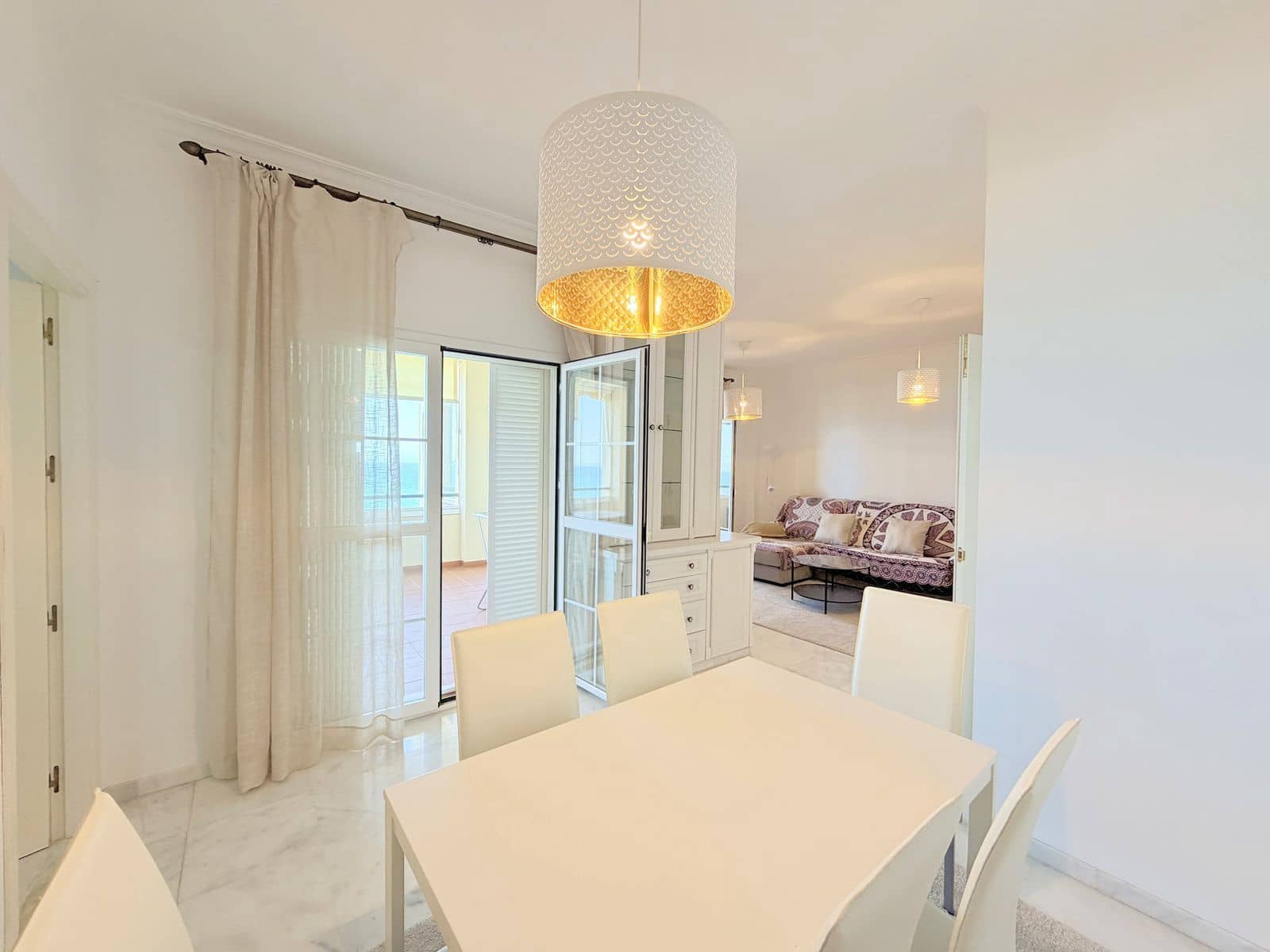3 makuuhuone Kattohuoneisto myytävänä paikassa La Duquesa / Puerto de la Duquesa - 550 000 € (Ref: 10020436)