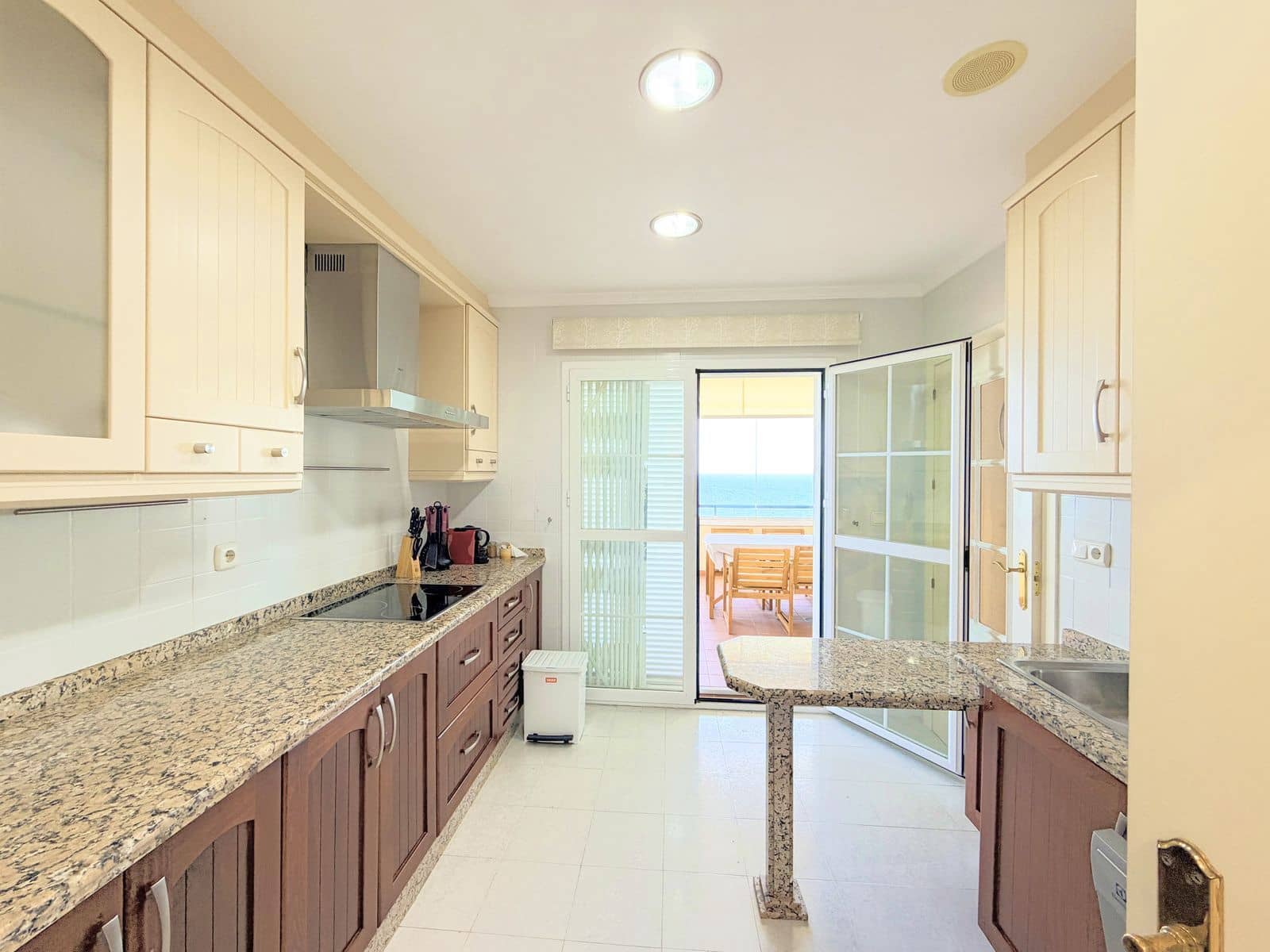 3 makuuhuone Kattohuoneisto myytävänä paikassa La Duquesa / Puerto de la Duquesa - 550 000 € (Ref: 10020436)