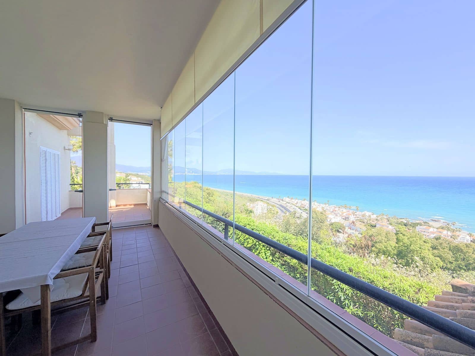 3 makuuhuone Kattohuoneisto myytävänä paikassa La Duquesa / Puerto de la Duquesa - 550 000 € (Ref: 10020436)