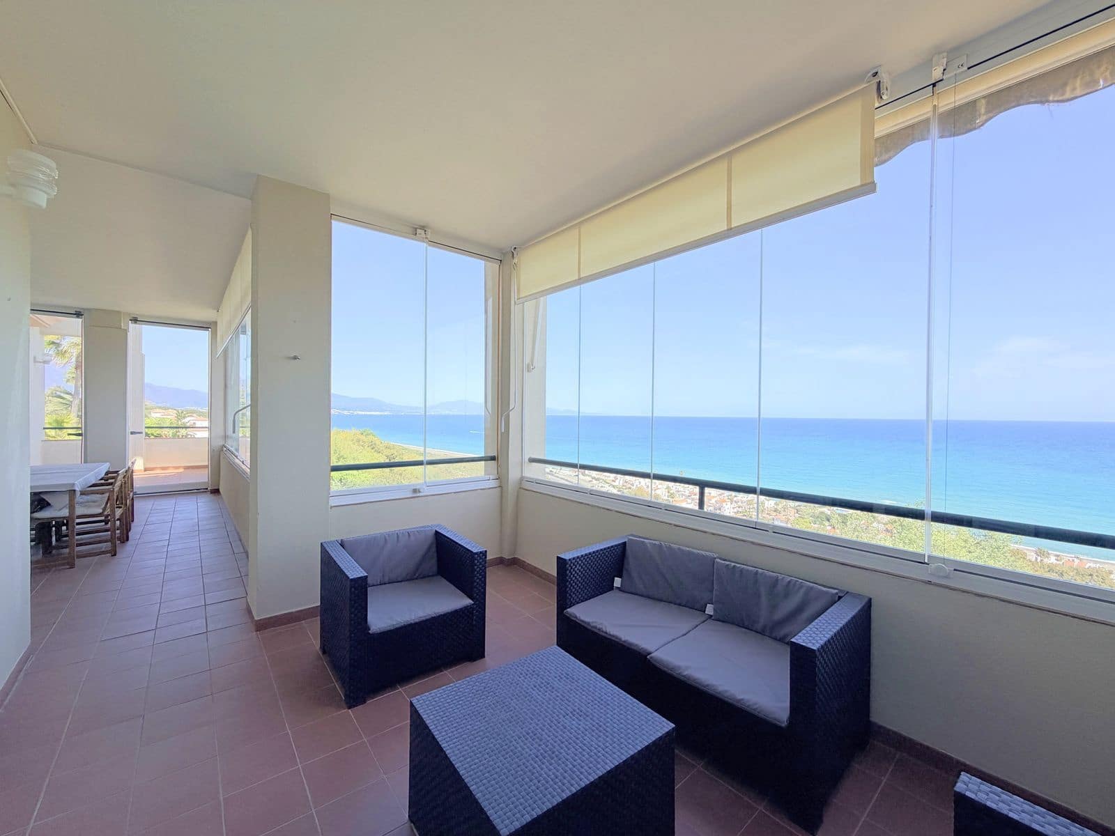 3 makuuhuone Kattohuoneisto myytävänä paikassa La Duquesa / Puerto de la Duquesa - 550 000 € (Ref: 10020436)