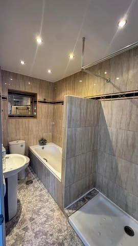 3 sovrum Lägenhet till salu i Estepona - 395 000 € (Ref: 10020437)