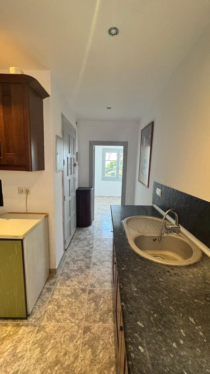 3 sovrum Lägenhet till salu i Estepona - 395 000 € (Ref: 10020437)