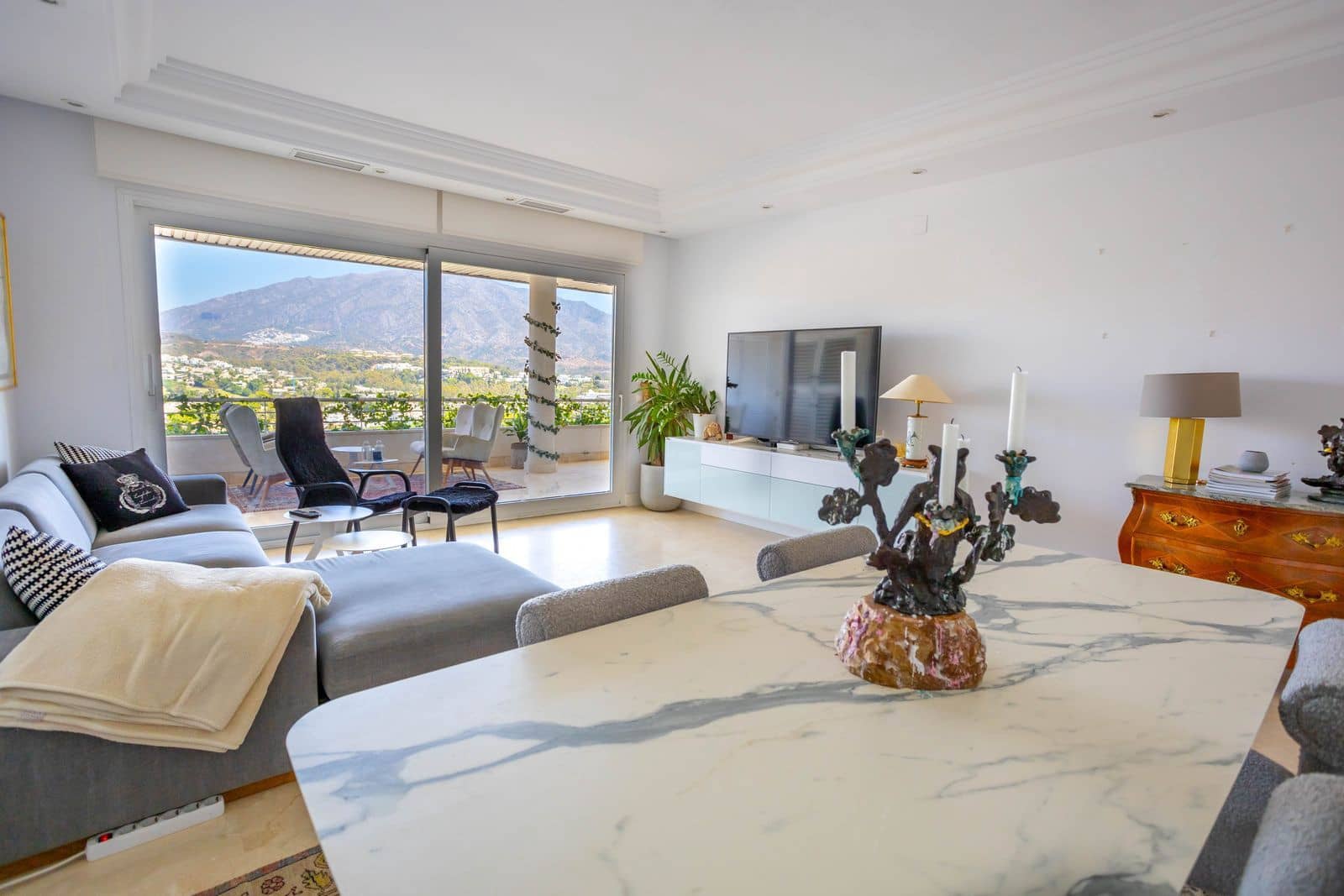 2 soverom Leilighet til salgs i Nueva Andalucia - € 1 295 000 (Ref: 10020439)