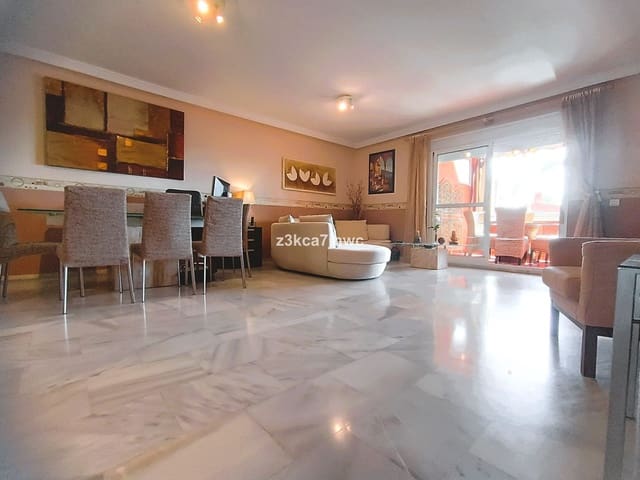 3 bedroom Apartment for sale in Estepona - € 589,000 (Ref: 10020442)