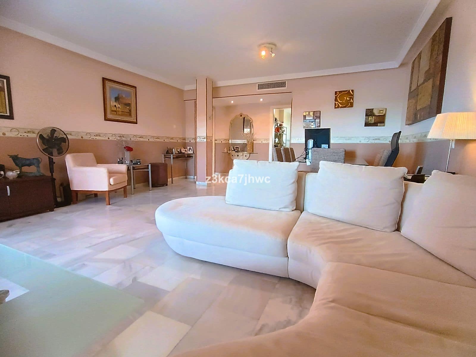 3 bedroom Apartment for sale in Estepona - € 589,000 (Ref: 10020442)