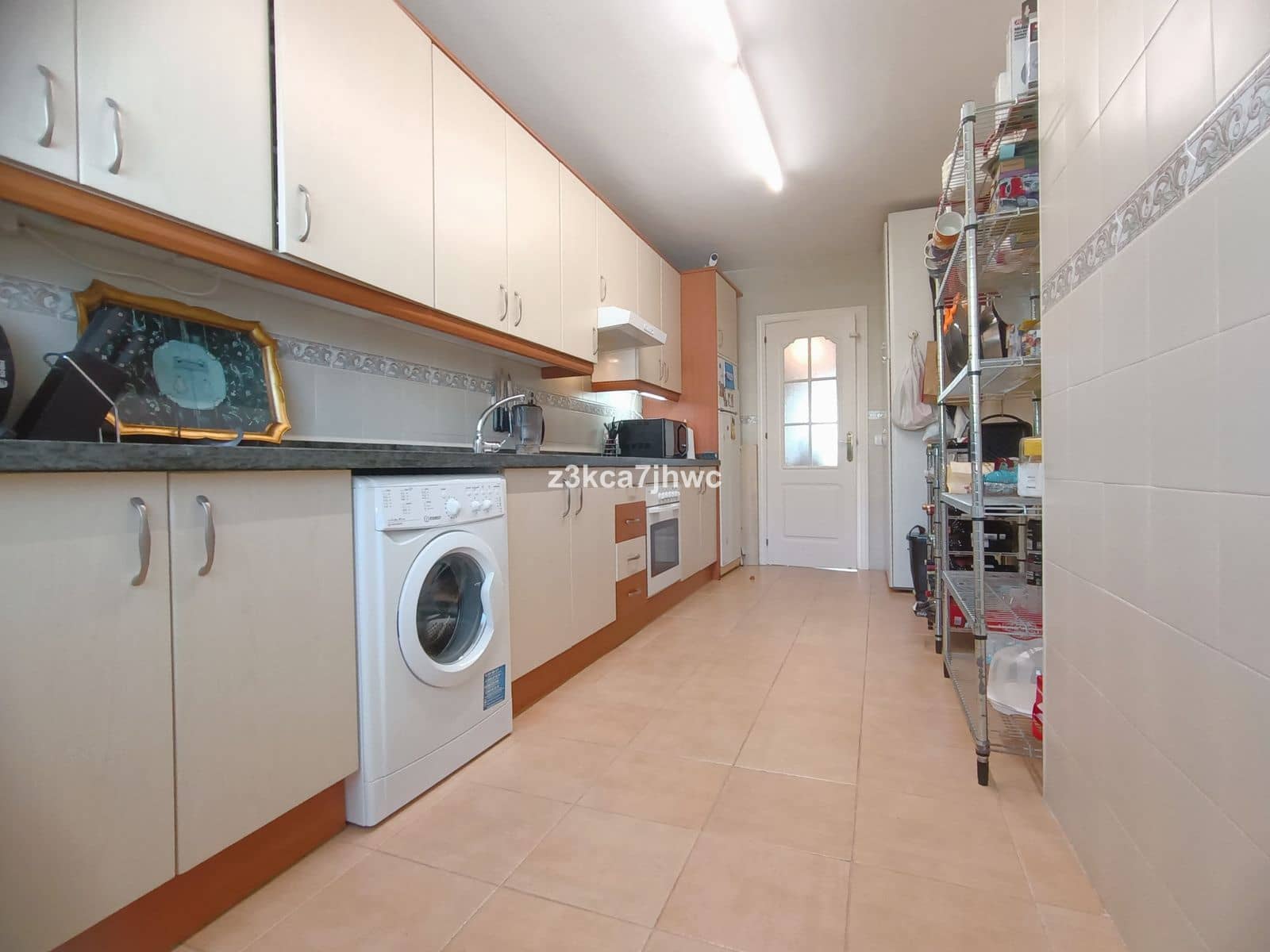 3 bedroom Apartment for sale in Estepona - € 589,000 (Ref: 10020442)