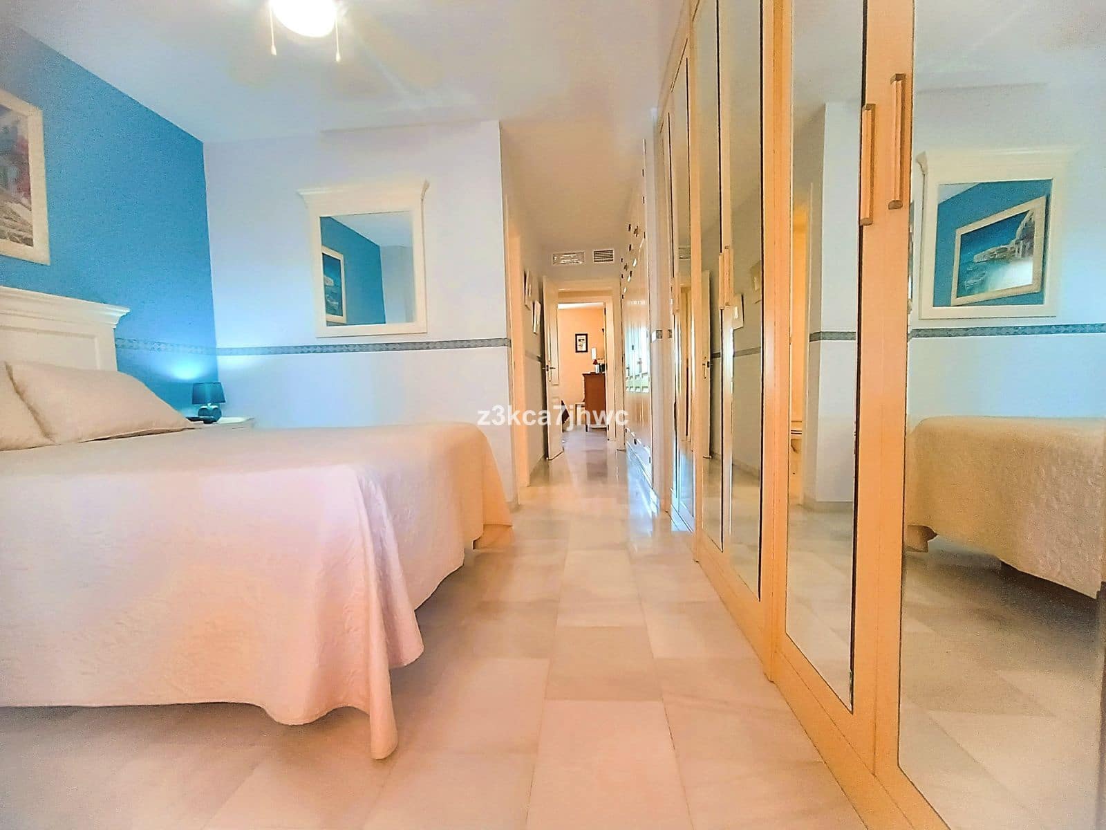 3 bedroom Apartment for sale in Estepona - € 589,000 (Ref: 10020442)