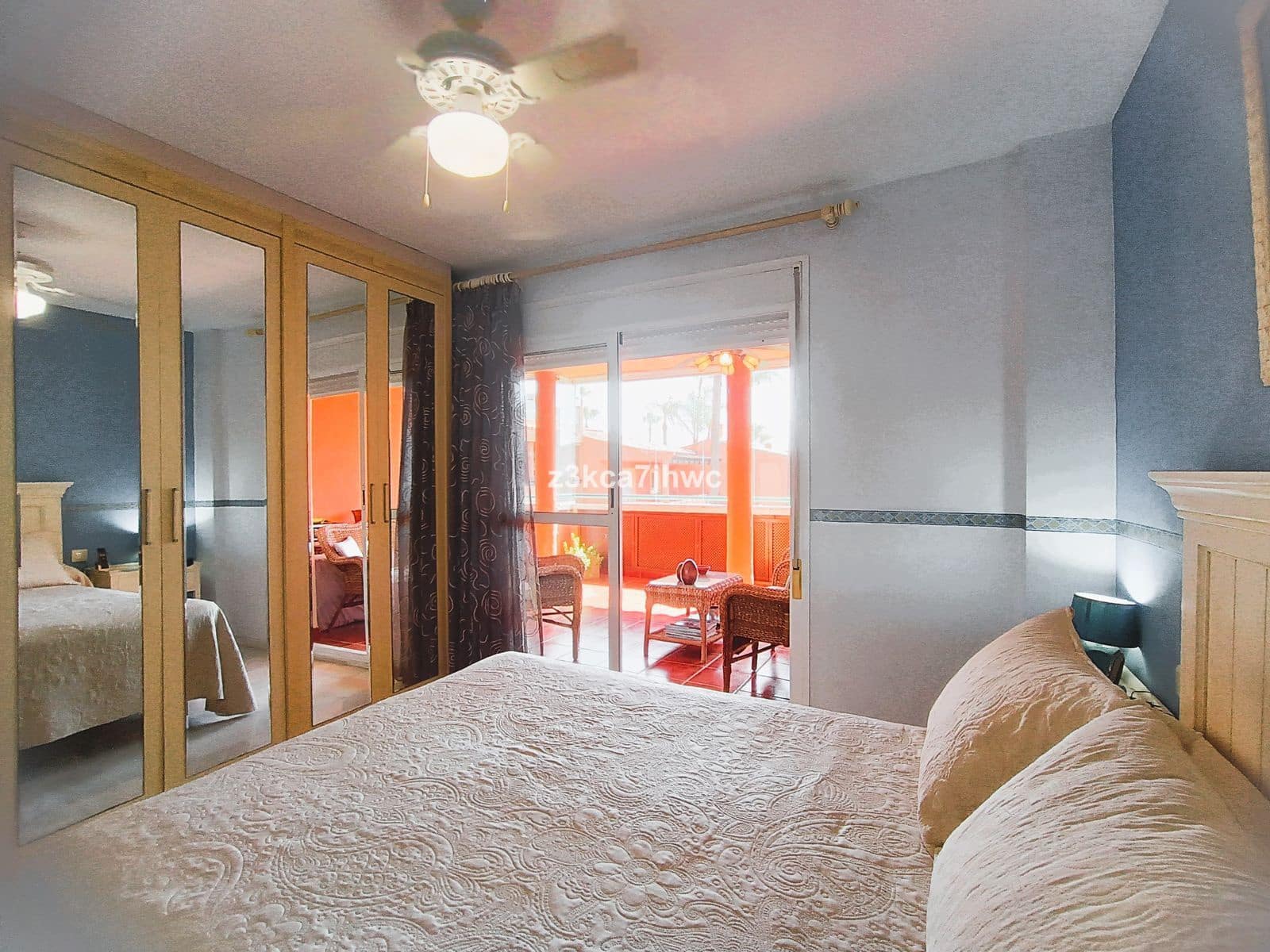 3 bedroom Apartment for sale in Estepona - € 589,000 (Ref: 10020442)